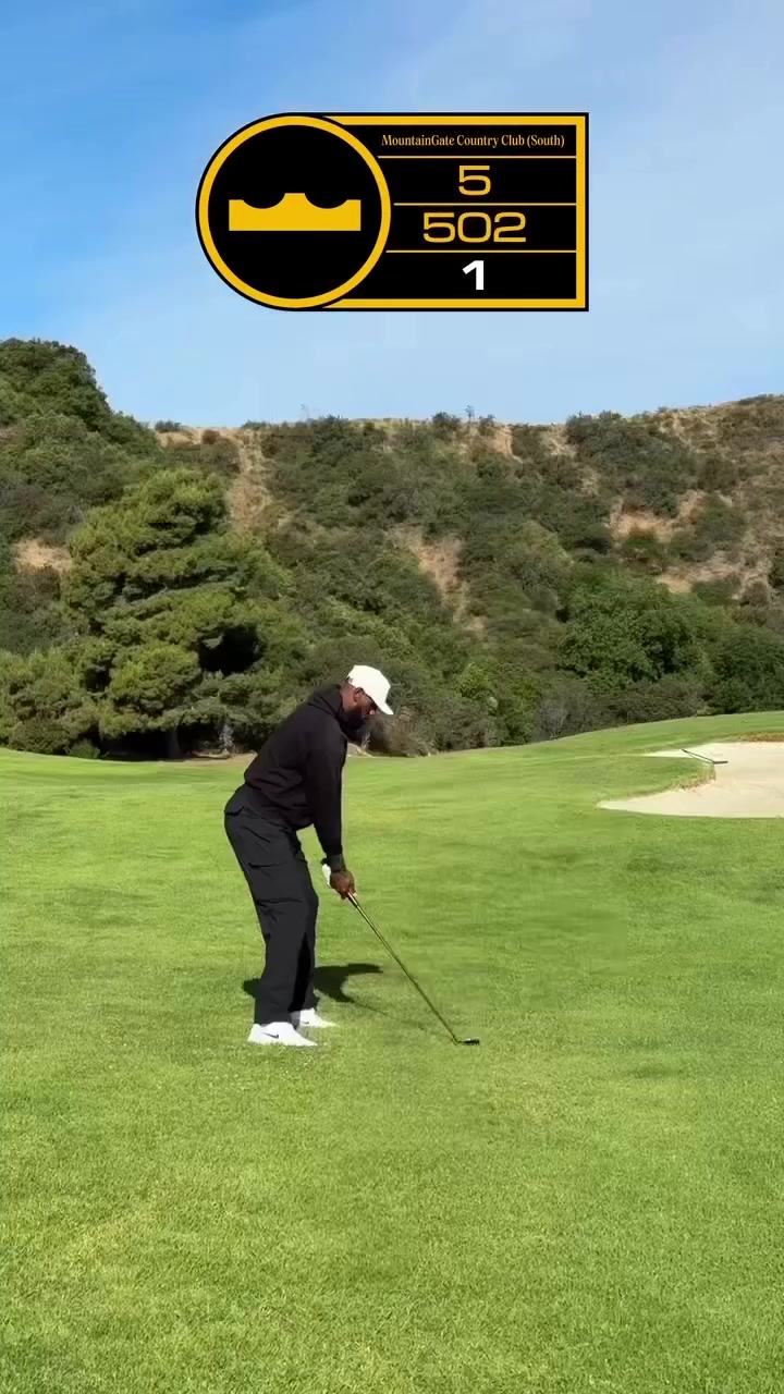 詹姆斯社交媒体晒高尔夫挥杆集锦：这是我的避风港