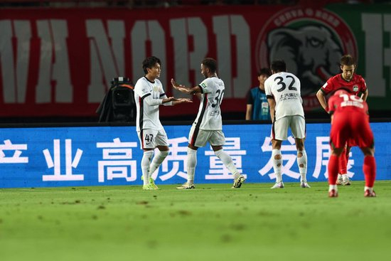 海港3-1客胜河南，李新翔连续进球+蒯纪闻助攻，年轻化改造收效