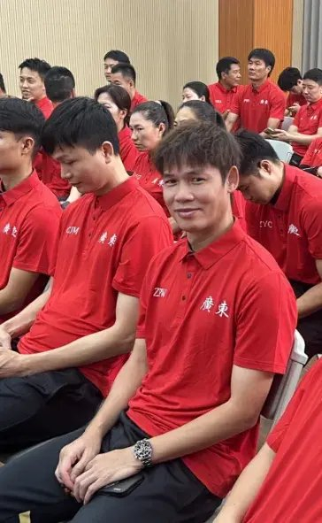 43岁前国脚李健华再启程：全运会群众组五人制老将战