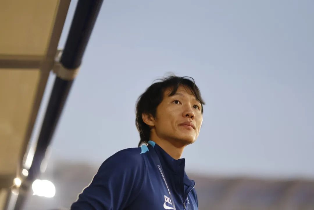 44秒闪击到逆转，邓卓翔四场7分激活三镇“魂”