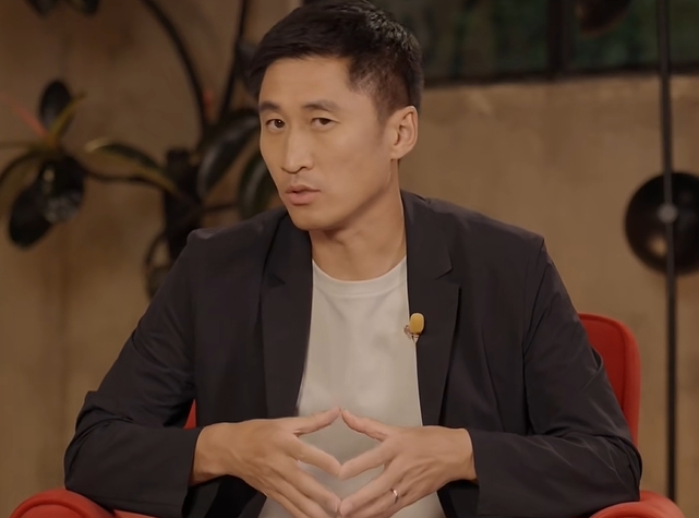 马宁谈入驻小红书初衷：世界杯后推规则科普视频，减少球迷误解