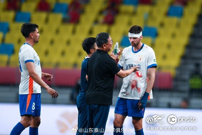 泰山客场0-1蓉城,五轮连胜终结 泰山客场0-1蓉城,五轮连胜终结